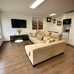 Apartment El Tujo