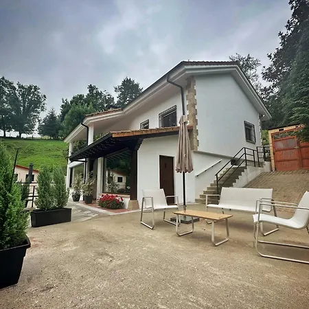 El Tujo Apartment